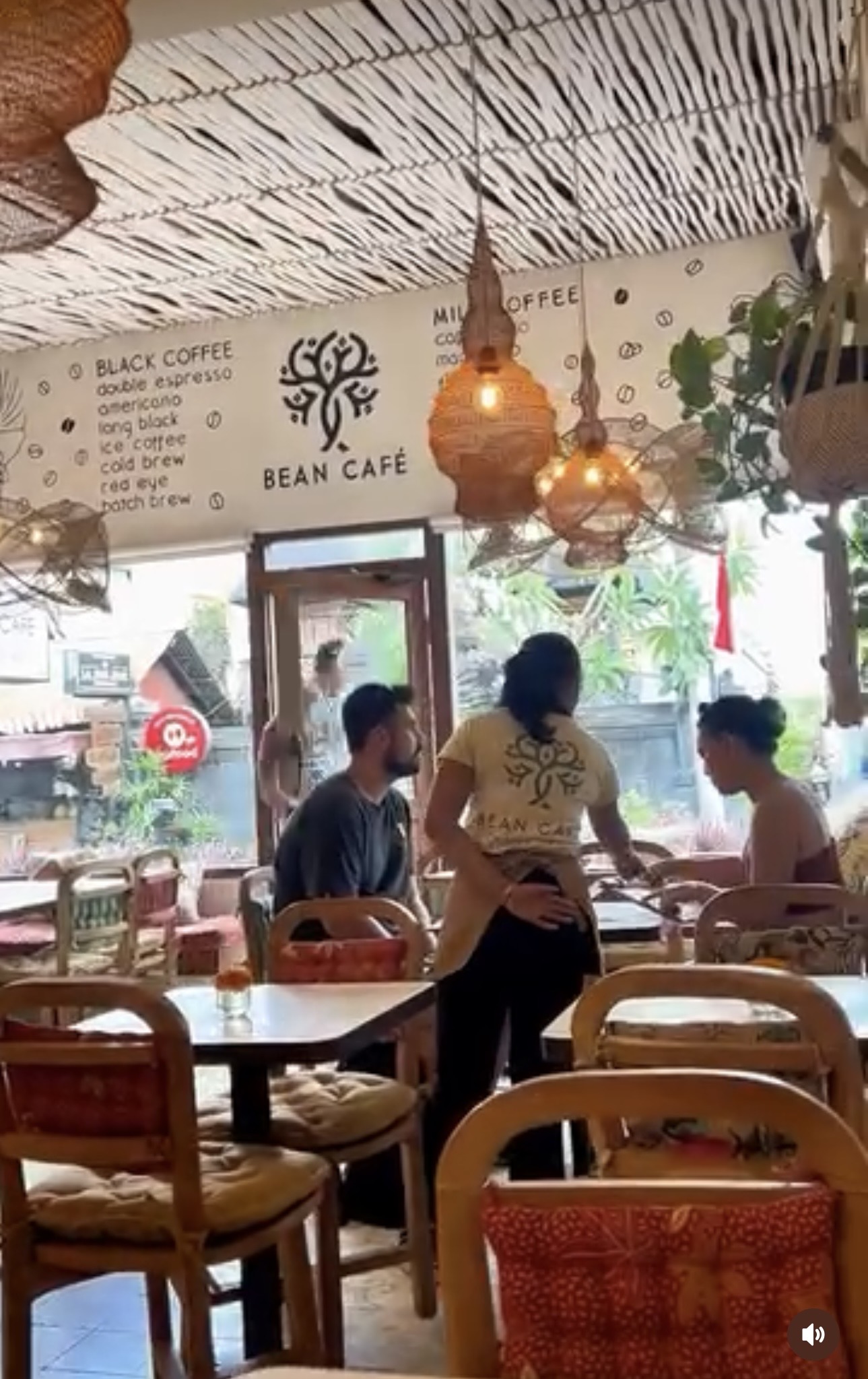 Bean Café